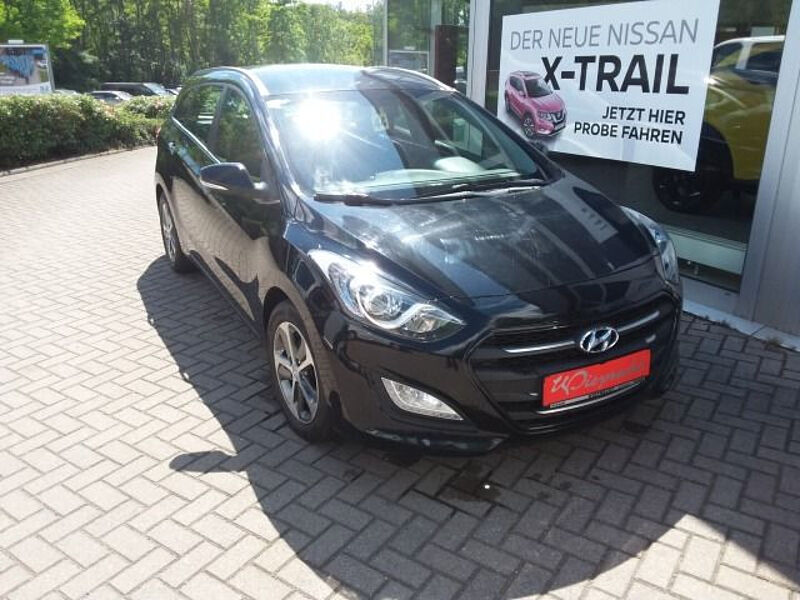 Hyundai i30 cw YES!