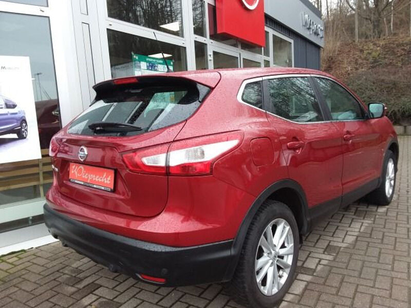 Nissan Qashqai 1.2 DIG-T Acenta 4x2